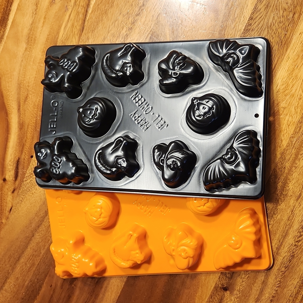 Halloween Jell-O Mold - Set of 2